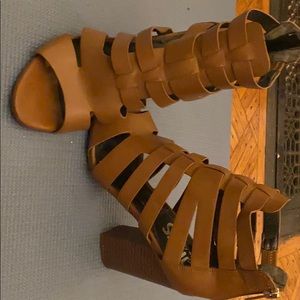 Chunky heel super comfortable!